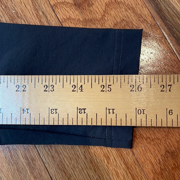 KUHL Projekt XS Dark Gray Black Pop Over 1/4 zip pockets have zipper hood visor - Picture 5 of 16